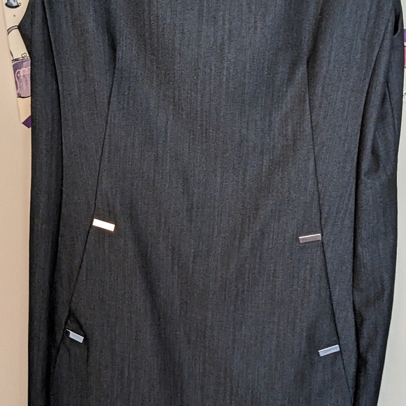 Dress - Picture 2 of 6